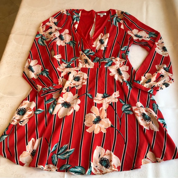 Express Women’s Size M Orange Floral Long Sleeves Knee Dress Deep V-Neck Flare - Picture 15 of 16